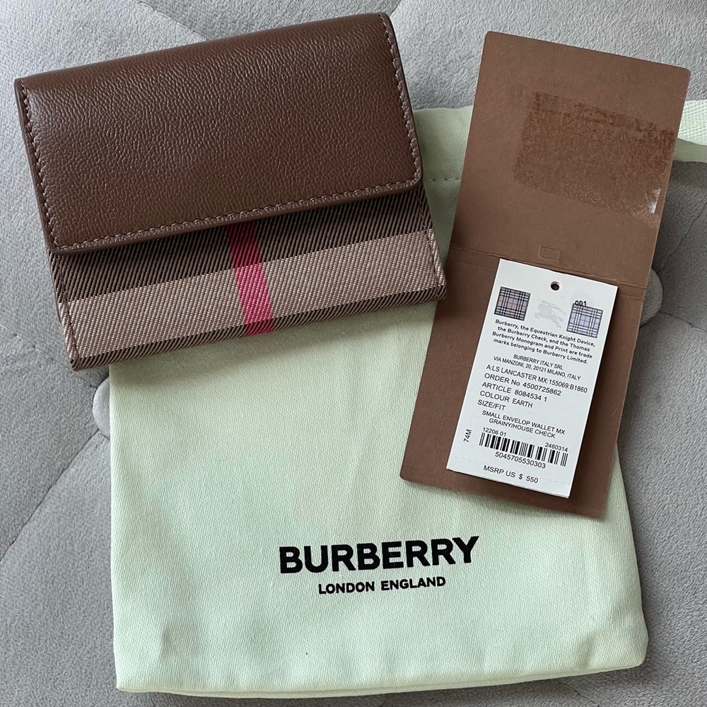 Burberry Check Trifold Wallet in Earth
